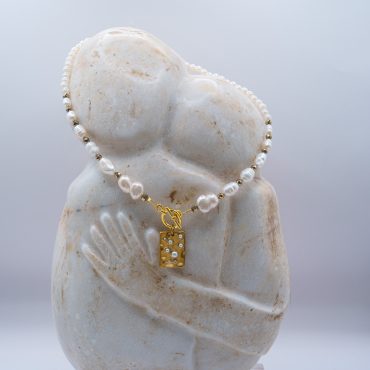 Pearl Charm