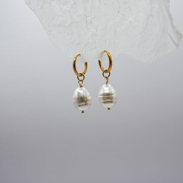 Pearl Elegance Hoops
