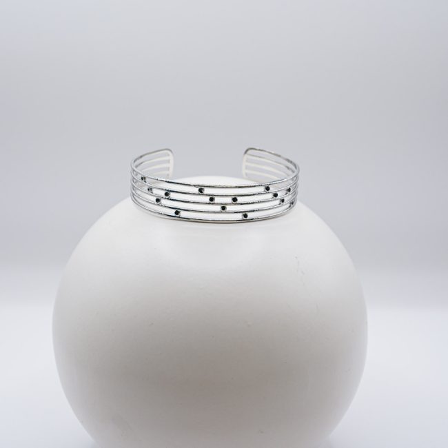 Black Line Elegance Cuff